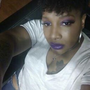Meet your Posher, Monique